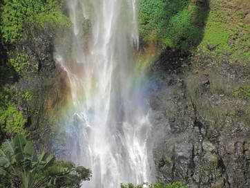 Waterfall rainbow (zoomed in)