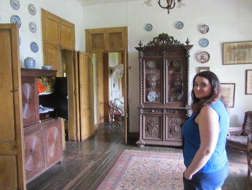 Colonial room